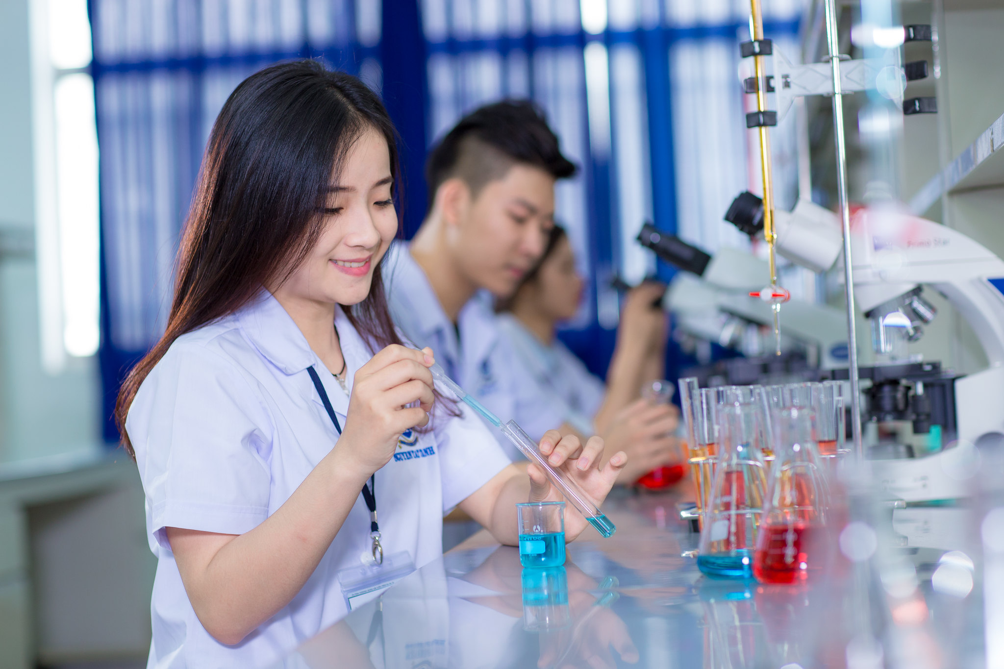Trường Đại học Nguyễn Tất Thành được phép đào tạo thạc sĩ chuyên ngành Kiểm nghiệm thuốc và độc chất